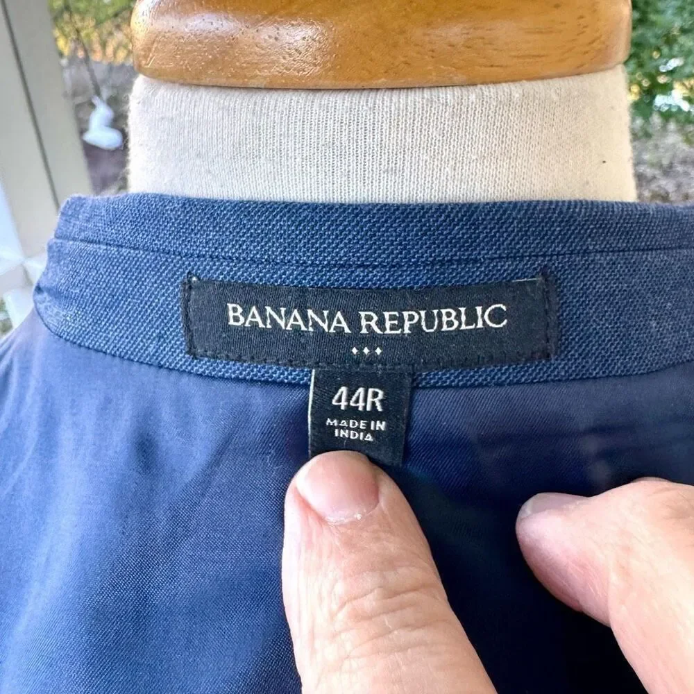 Banana Republic Medium Blue Wool 2 Piece Suit.  Marzotto fabric